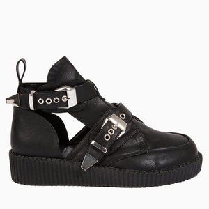 all in flatform boots